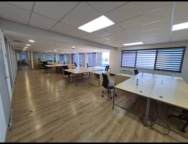 799M² OFFICE TO LET IN RIVONIA